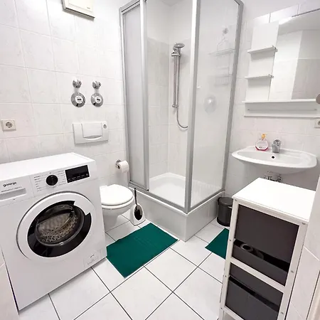 2 Zimmer City Apartment mit Terrasse und Tiefgaragenstellplatz in Zentrum von Leipzig Exterior foto